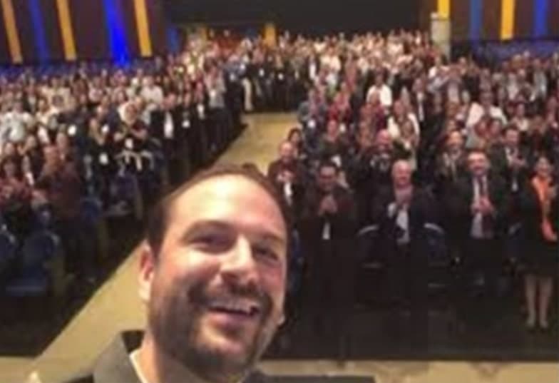 Registro corporativo 4